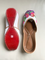 Load image into Gallery viewer, MULTI THREADWORK JUTTIES