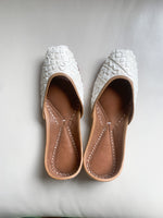 Load image into Gallery viewer, WHITE PEARL WORK JUTTIES