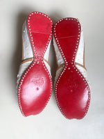 Load image into Gallery viewer, WHITE PEARL WORK JUTTIES